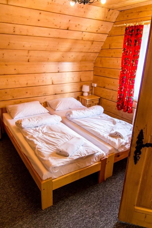 Отели типа «постель и завтрак» Willa pod Granią Бялка-Татшаньска-45